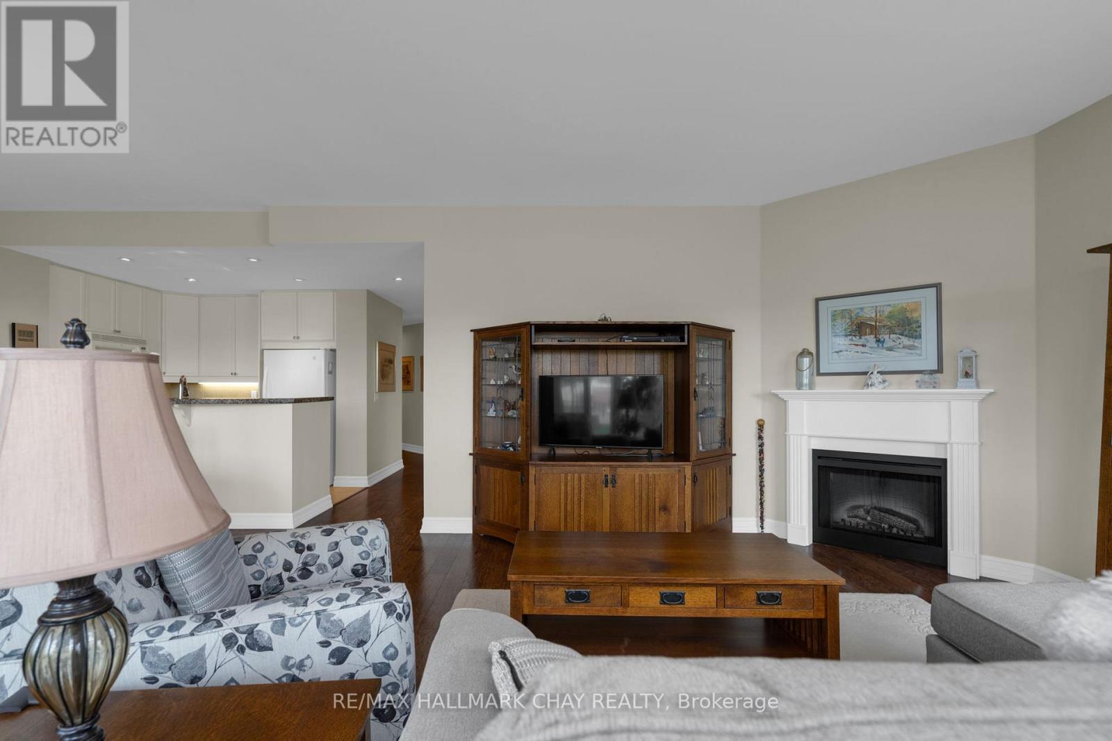 #308 6 TORONTO STREET - 12