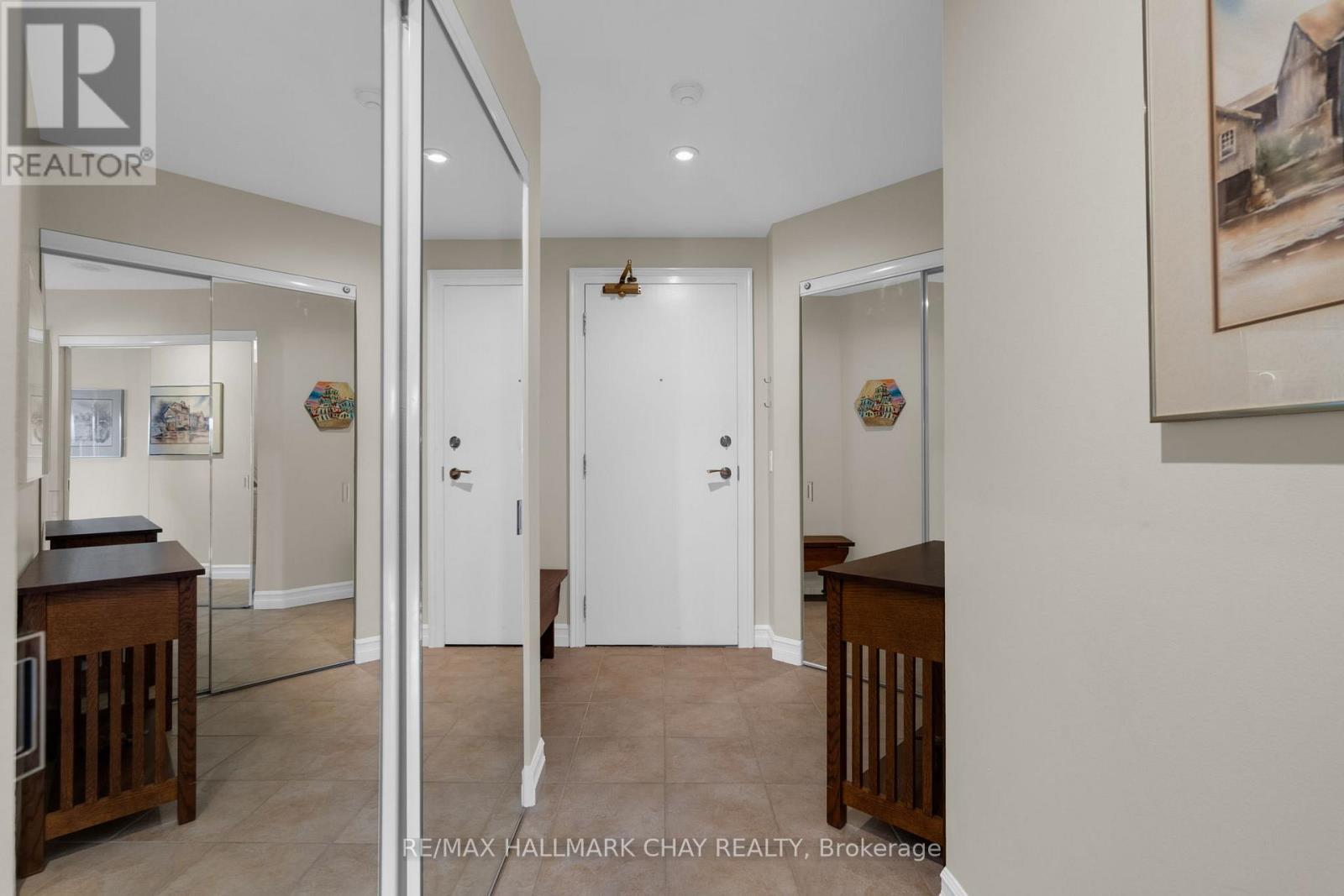 #308 6 TORONTO STREET - 4