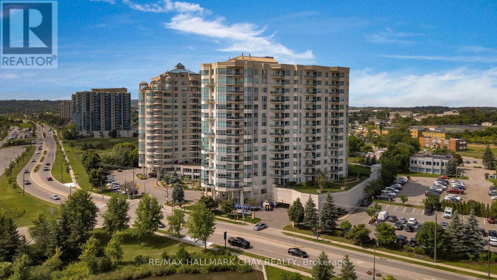 #308 6 TORONTO STREET - 43