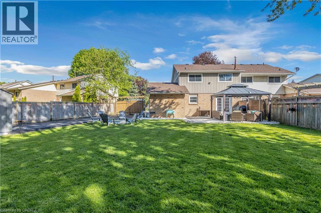 423 KNIGHTSBRIDGE Crescent - 35