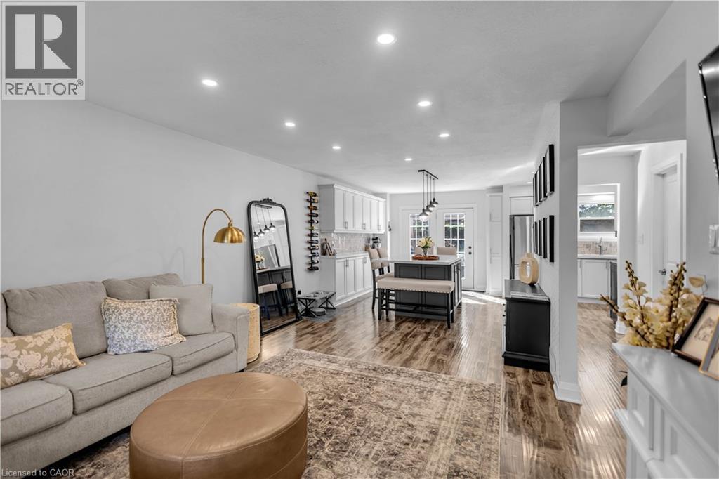 423 KNIGHTSBRIDGE Crescent - 8
