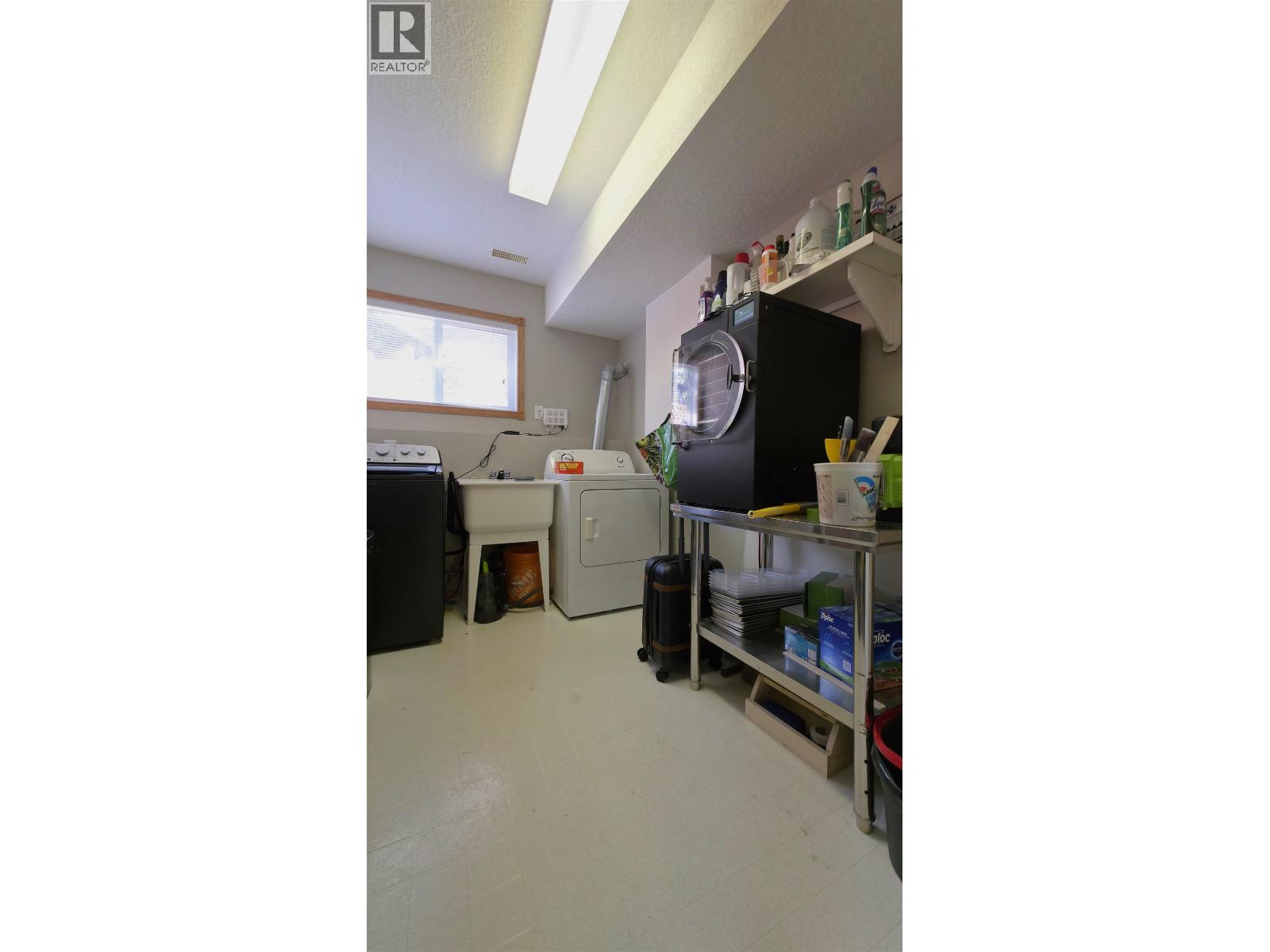 6528 DELISLE COURT - 21