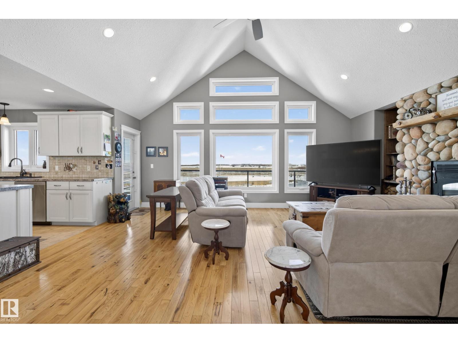 531064 Range Road 174 - 16