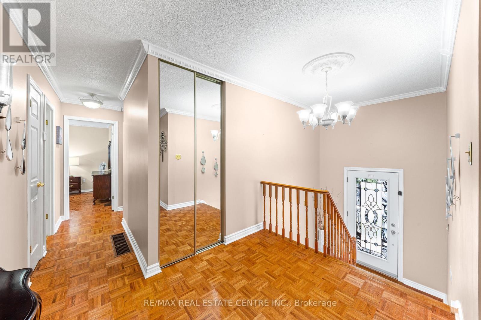 24 LINKDALE ROAD - 10