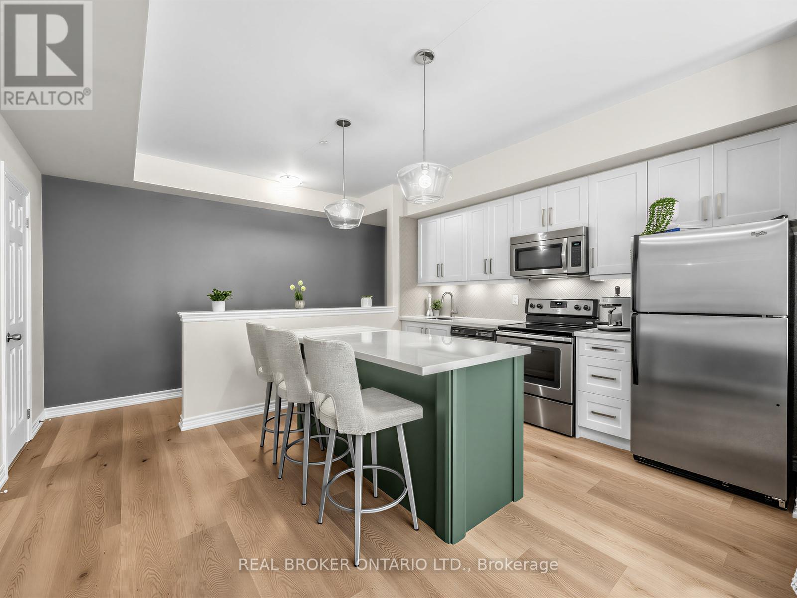 #88 30 CARNATION AVENUE - Image 3