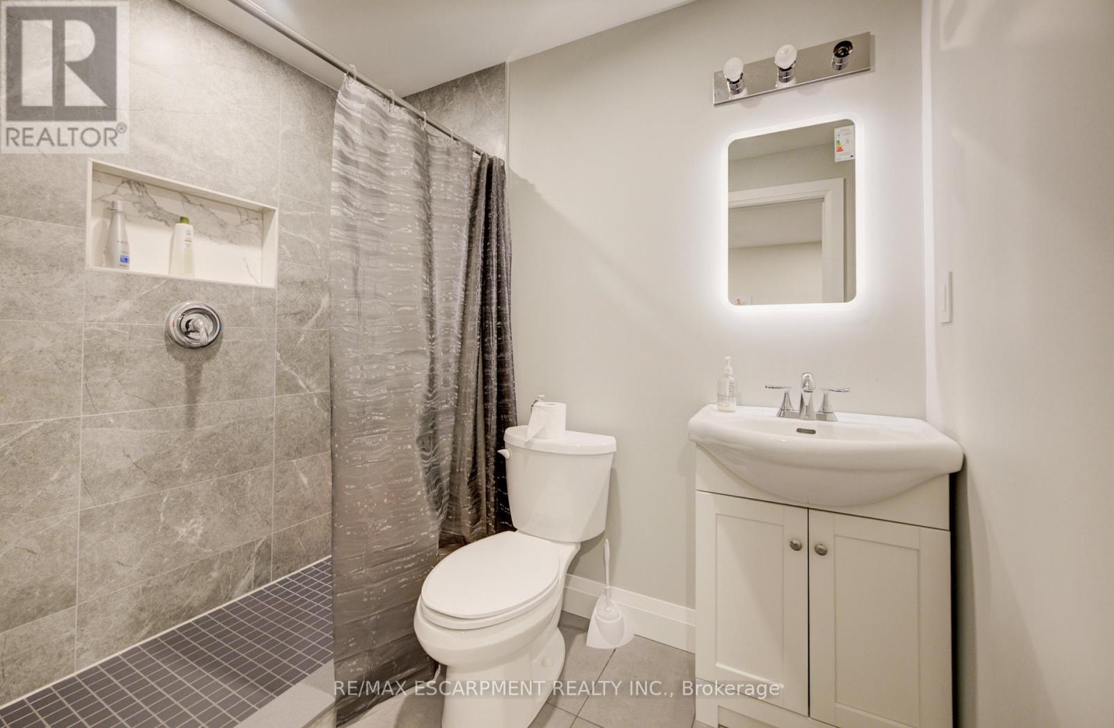 3352 STALYBRIDGE DRIVE - 34