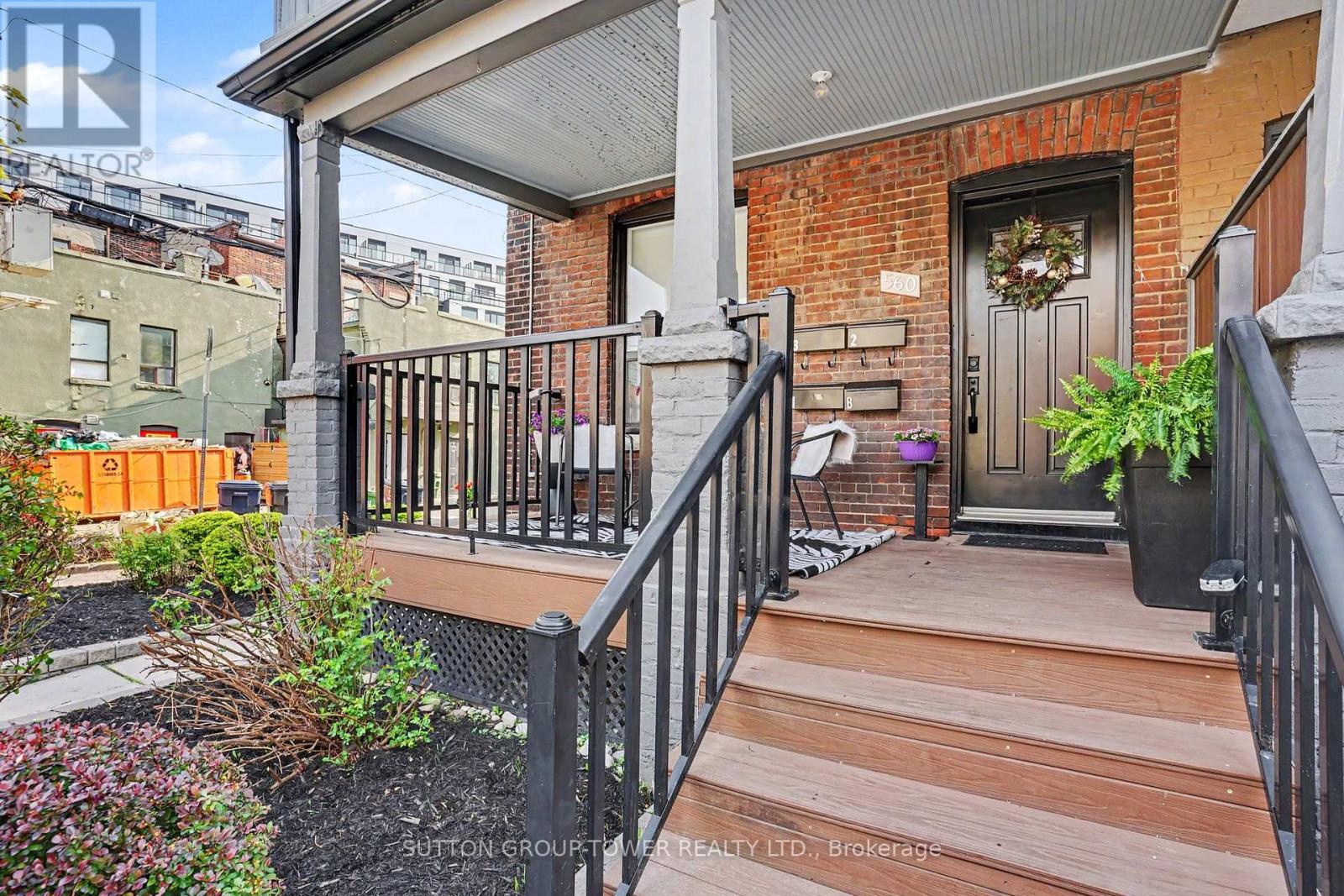 560 INDIAN GROVE - 5