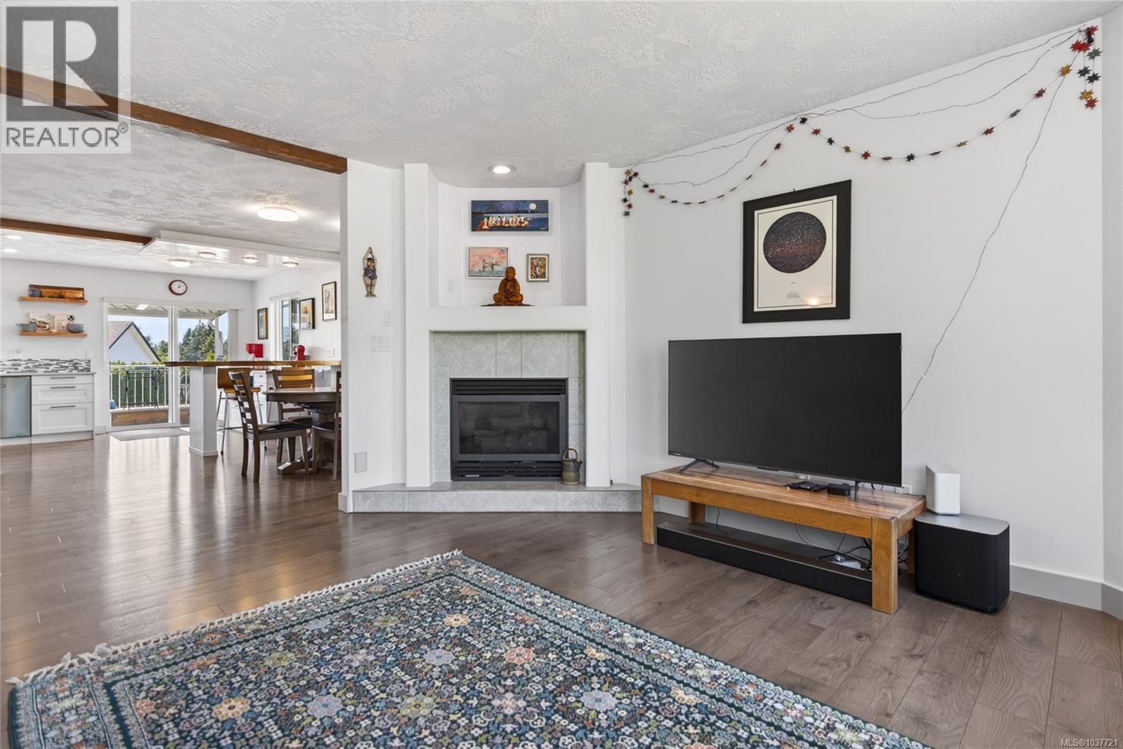 1425 Sabre Crt - 11