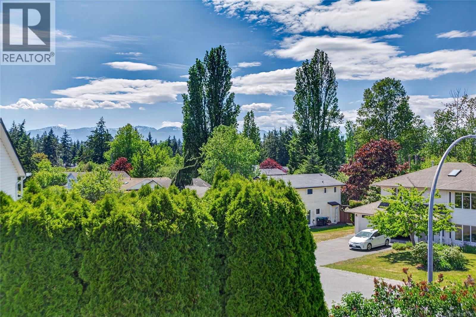 1425 Sabre Crt, Comox