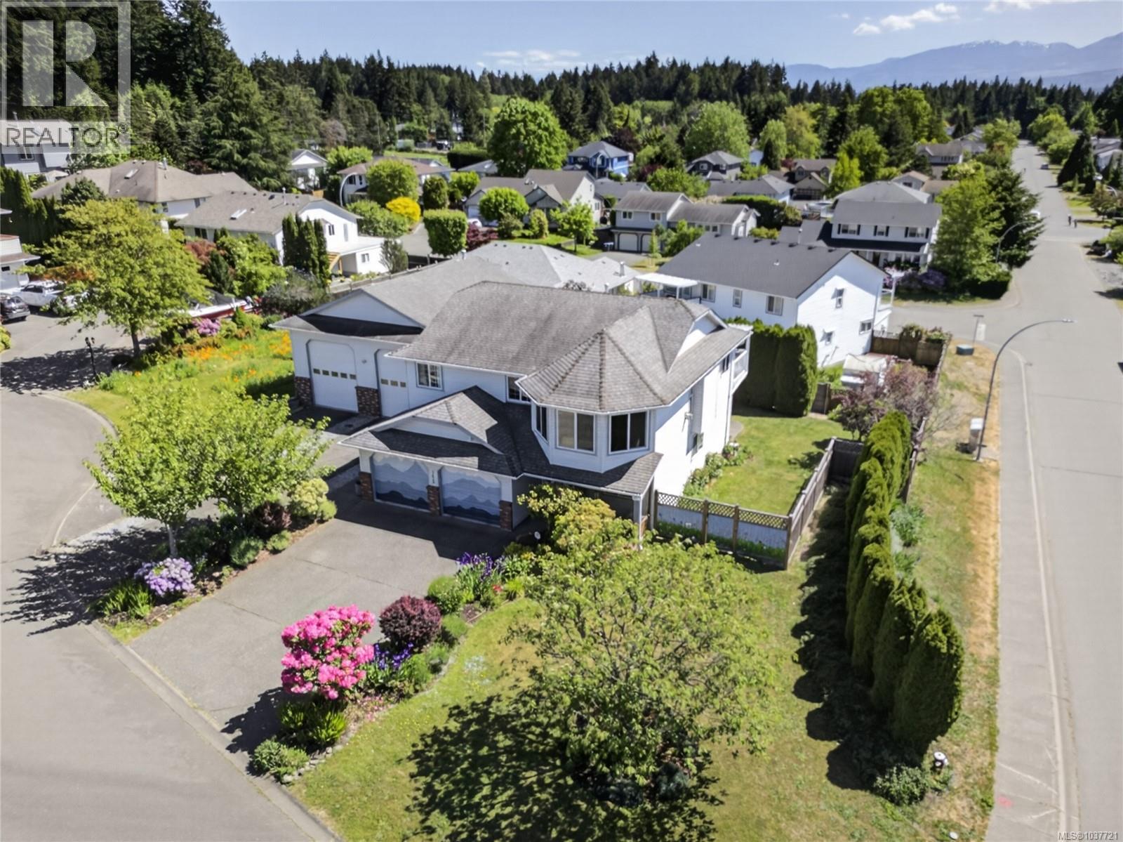 1425 Sabre Crt, Comox