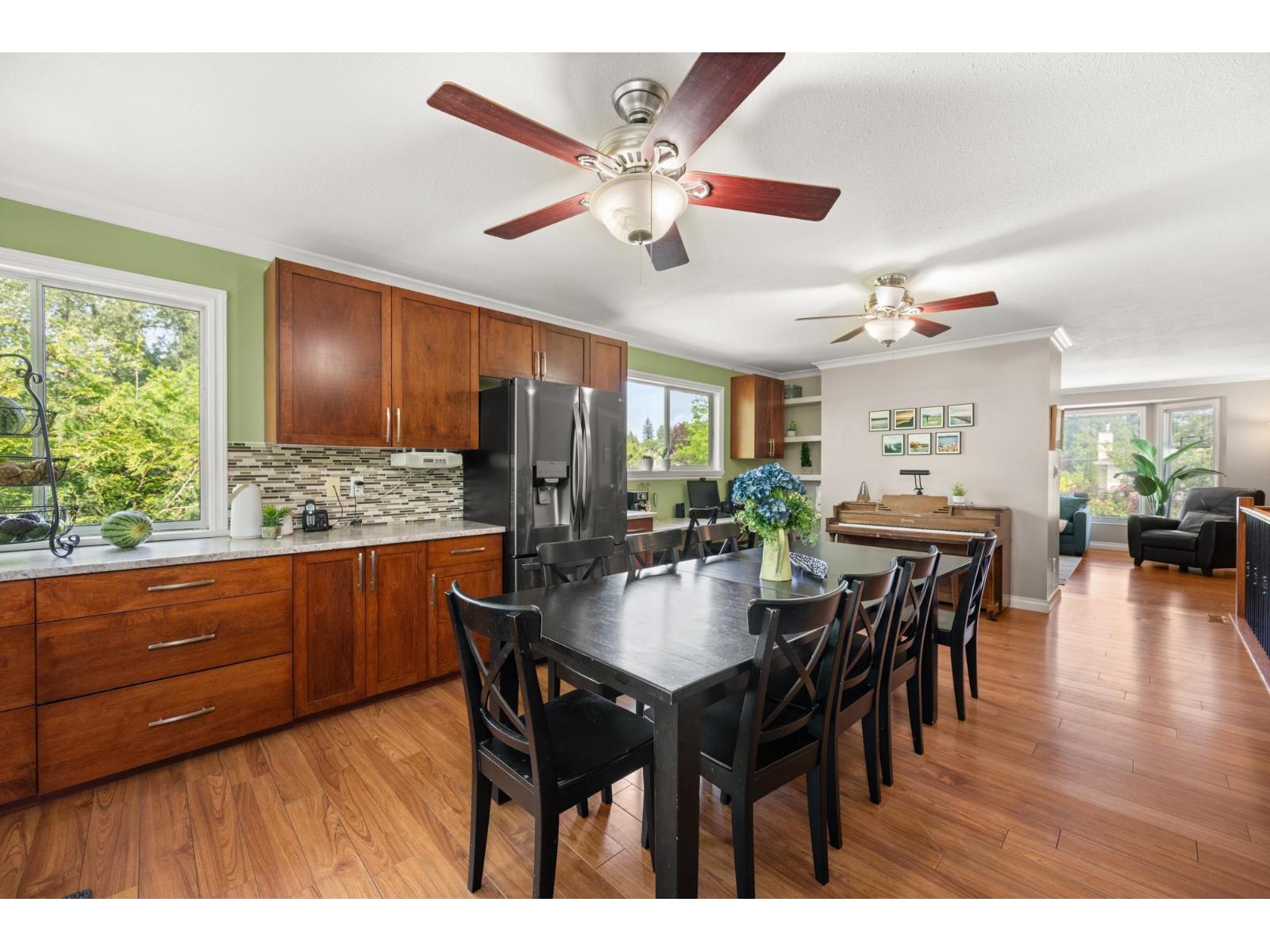8965 213 STREET, Langley