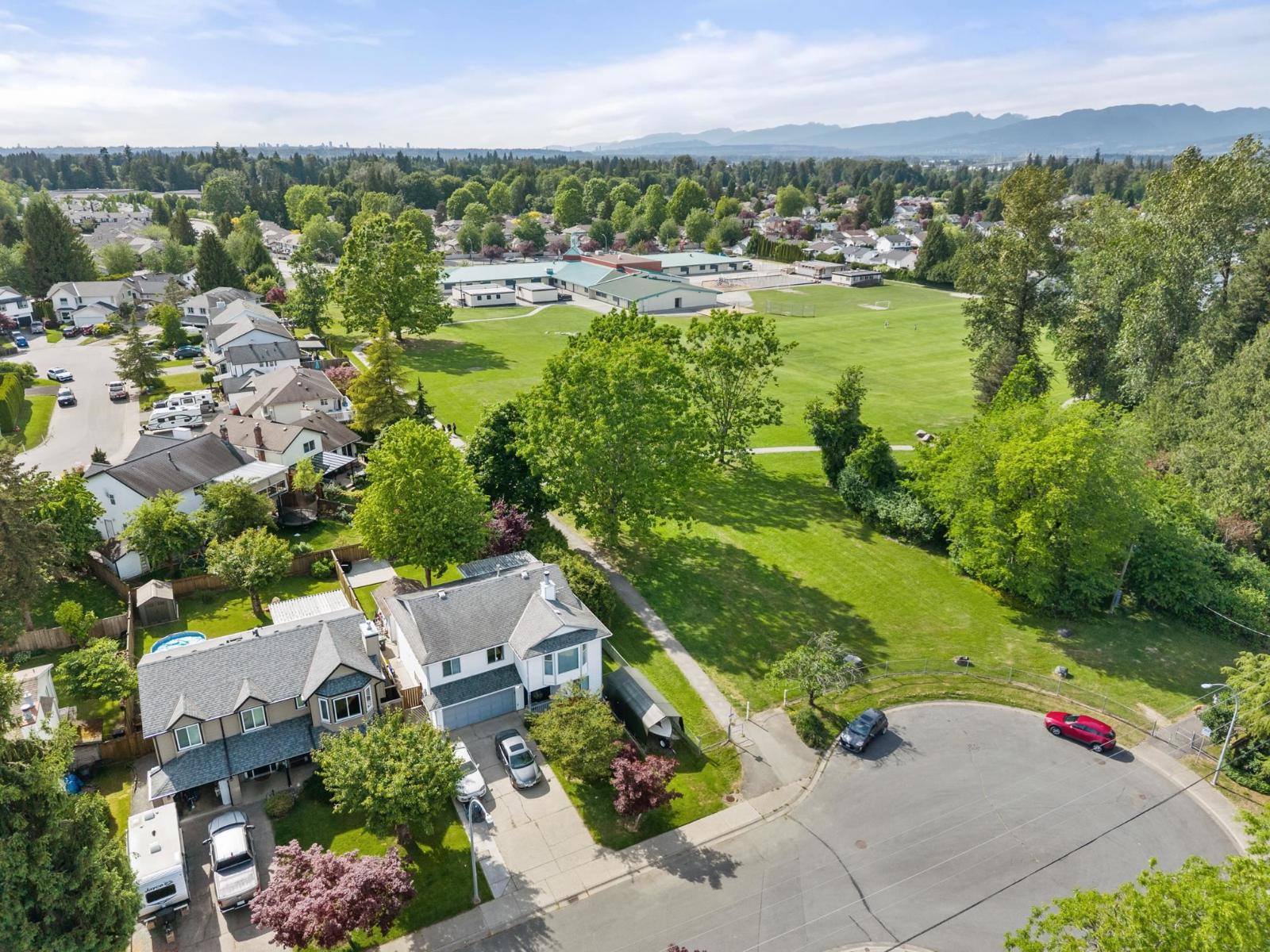 8965 213 STREET, Langley