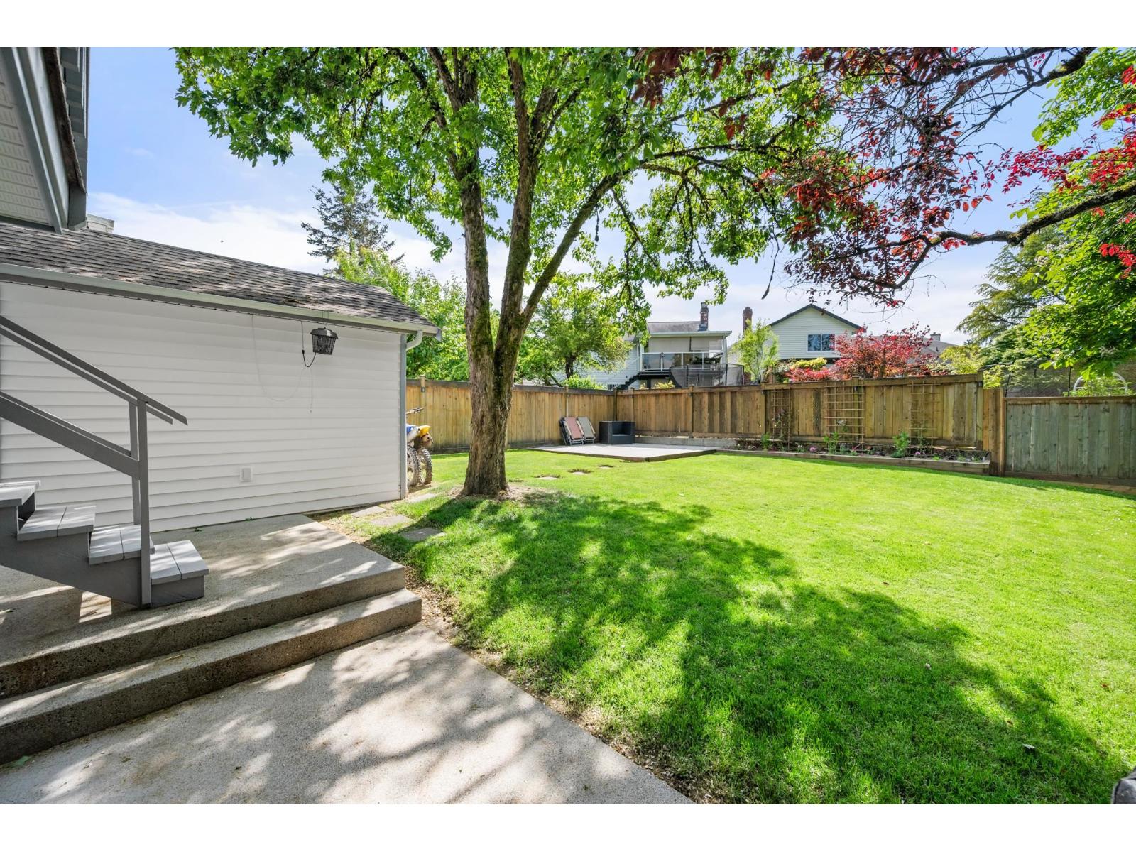 8965 213 STREET, Langley