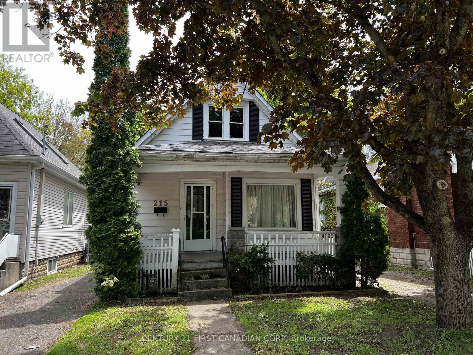 215 BERNARD AVENUE - Image 2