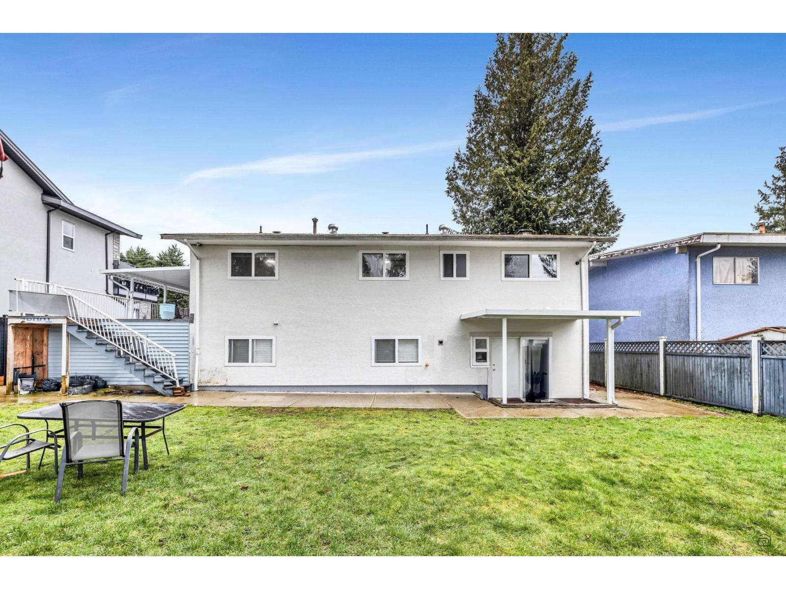 11761 92 Avenue, Delta