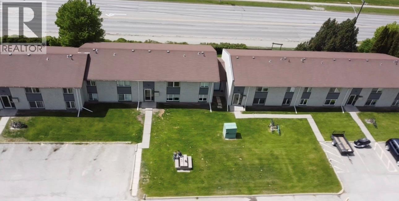 #10 717 21  N Avenue - 18