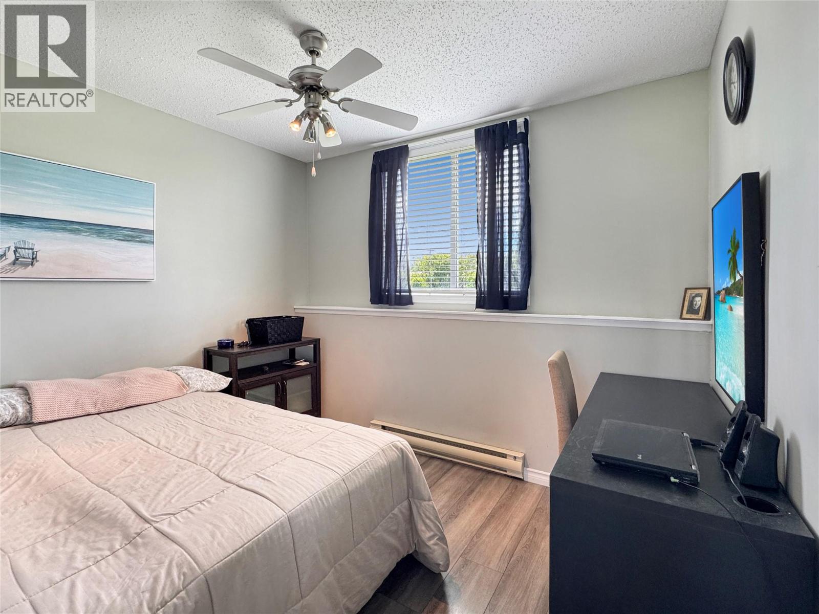 #10 717 21  N Avenue - 12