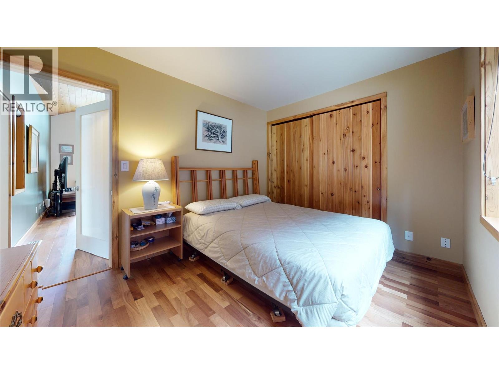 3286 Hurstfield Road - 23