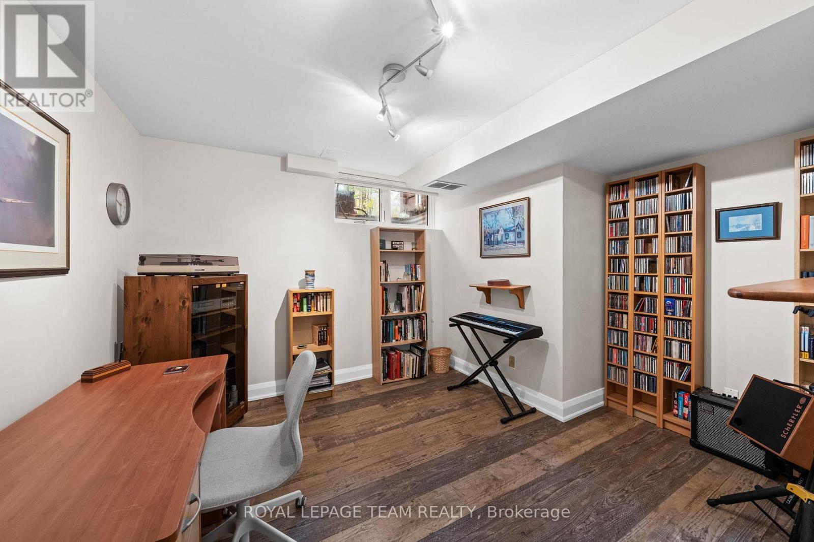 1965 BROMLEY ROAD - 39