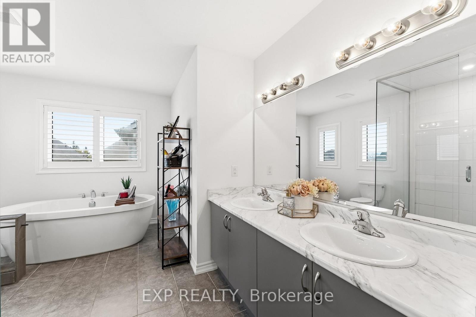 22 CONNOLLY ROAD - 25