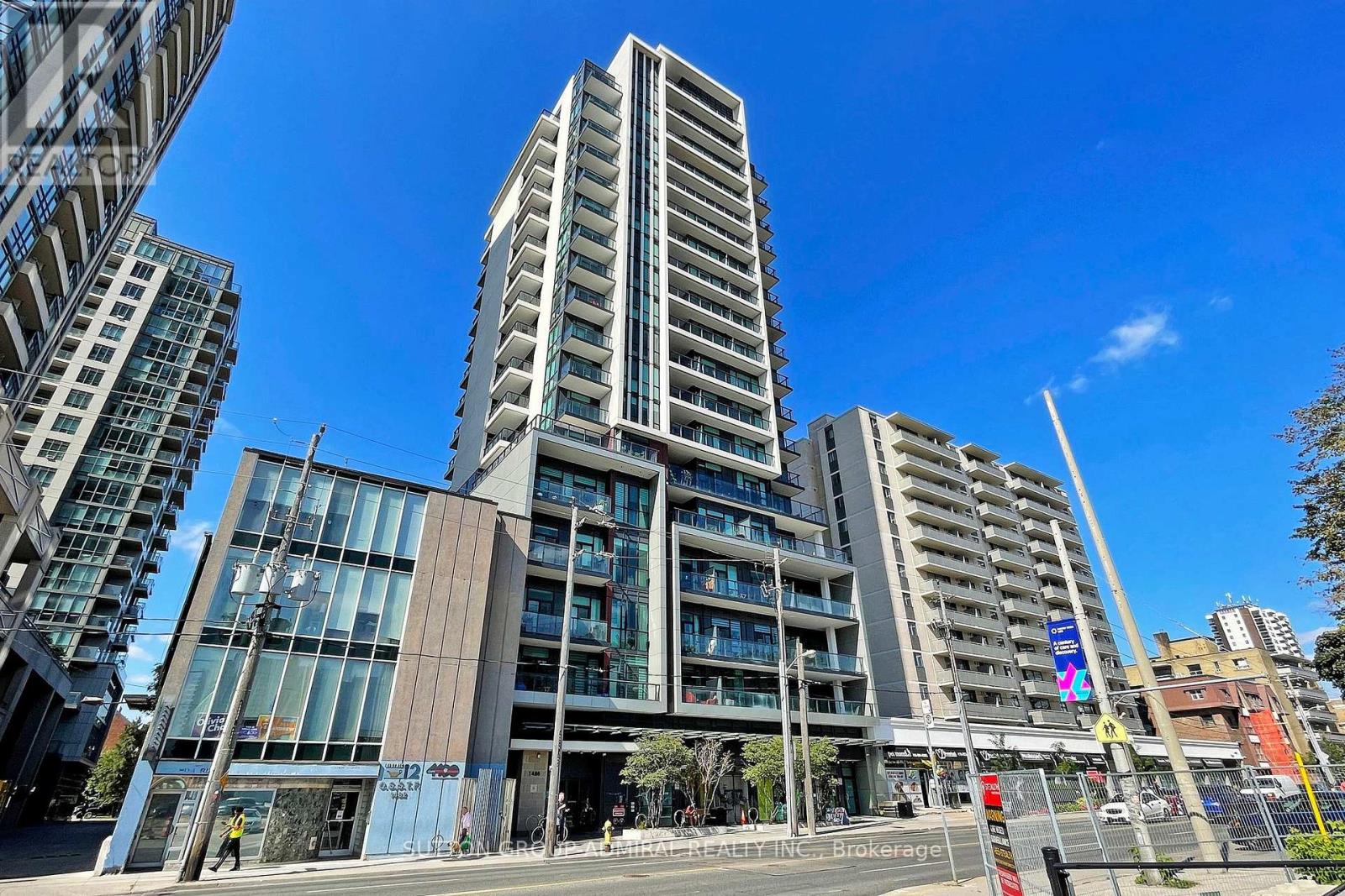 #907 1486 BATHURST STREET - 1