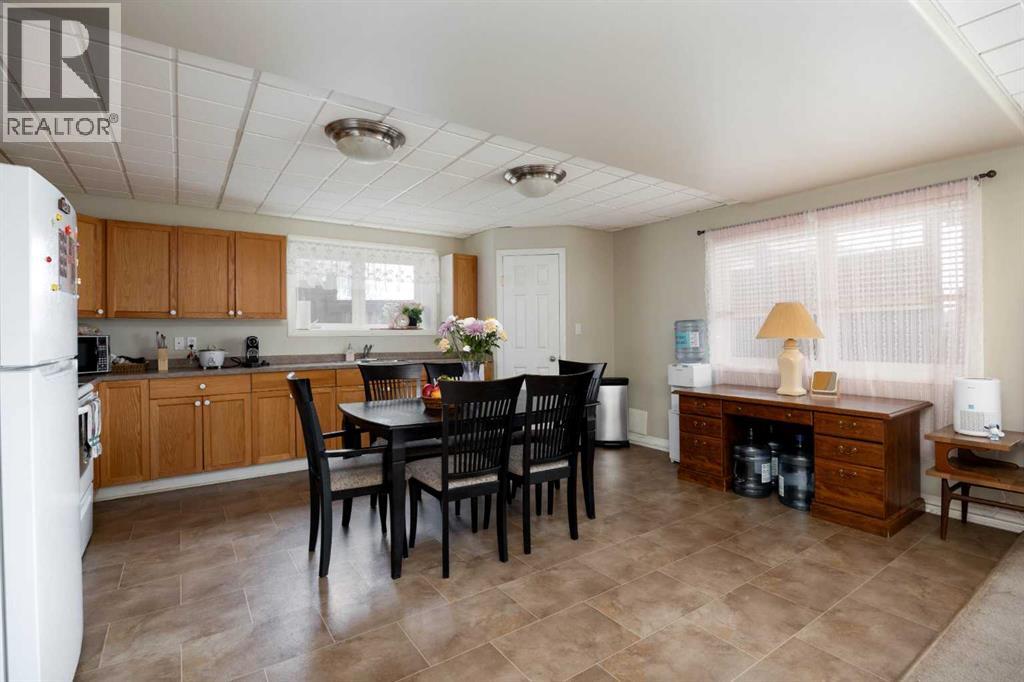 104 Potts Bay, Fort McMurray