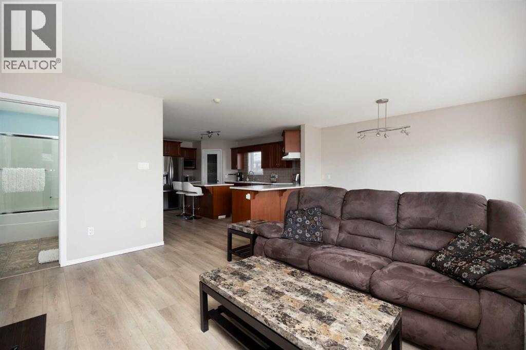 104 Potts Bay, Fort McMurray