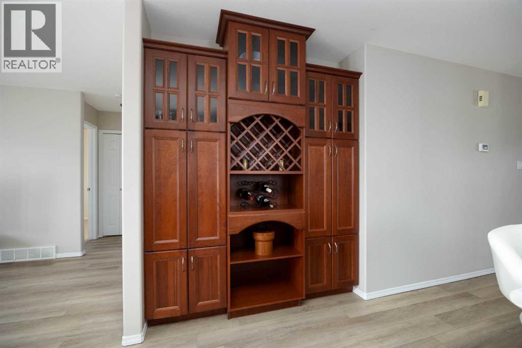 104 Potts Bay, Fort McMurray