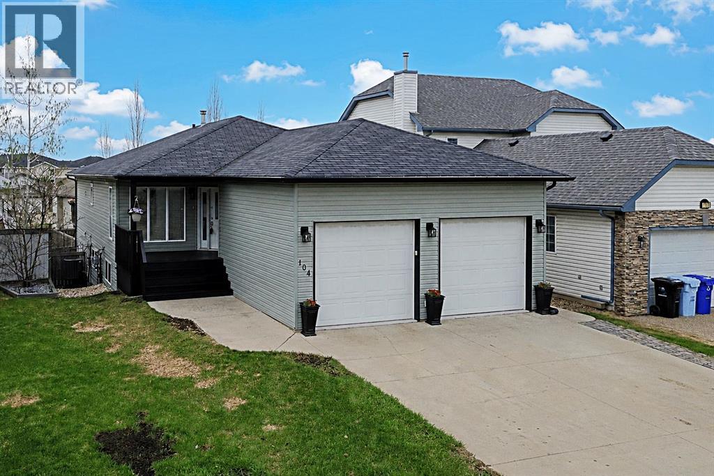 104 Potts Bay, Fort McMurray