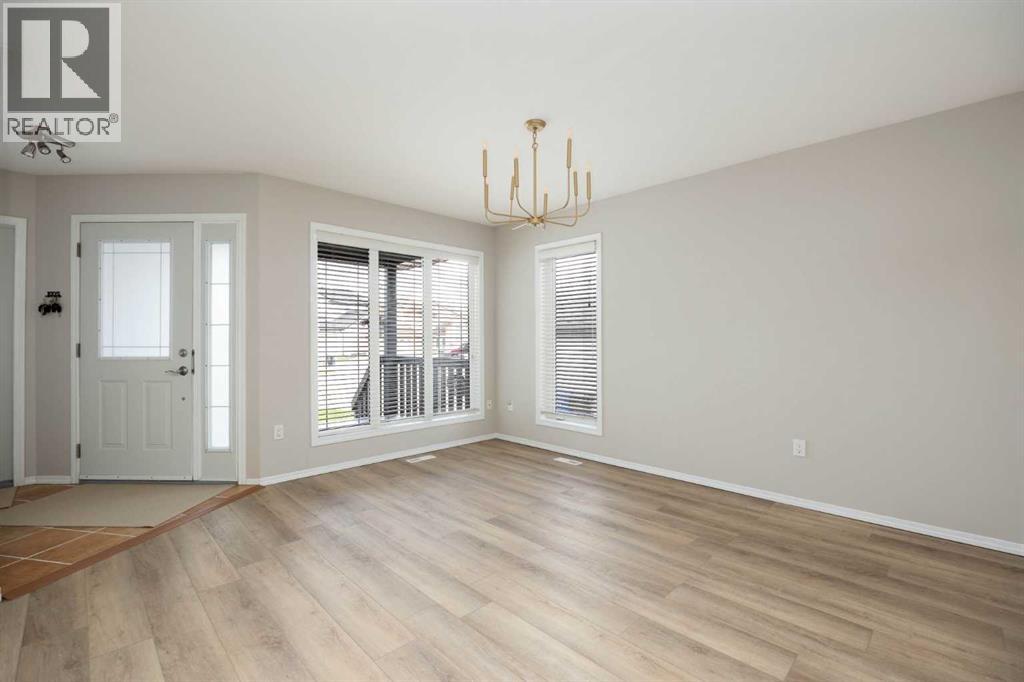 104 Potts Bay, Fort McMurray