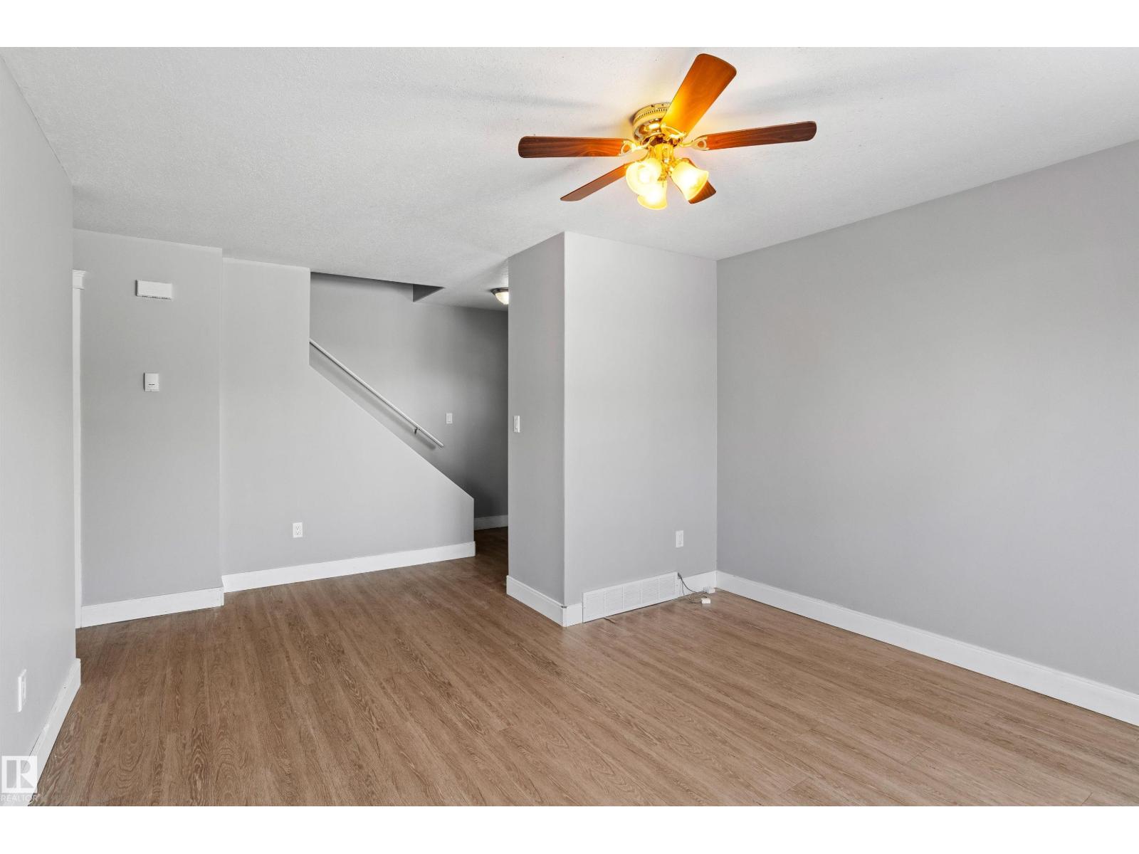 914 9 ST - 30