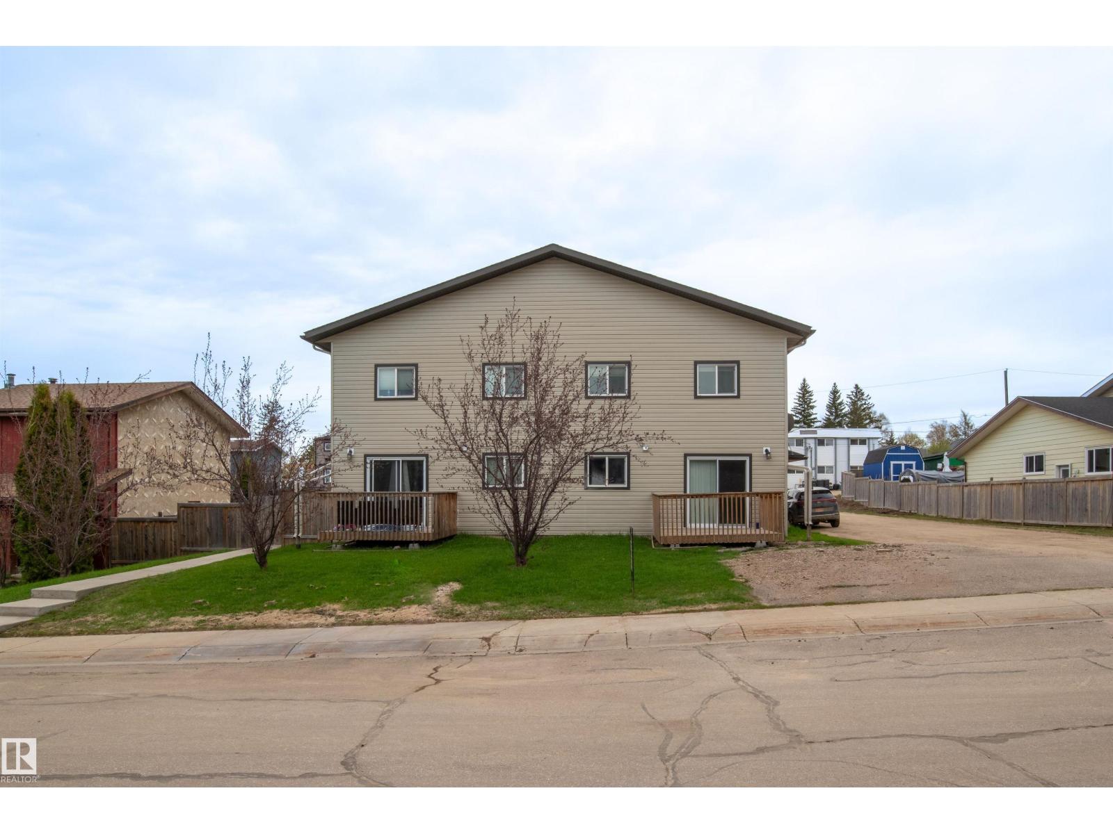 914 9 ST - 21
