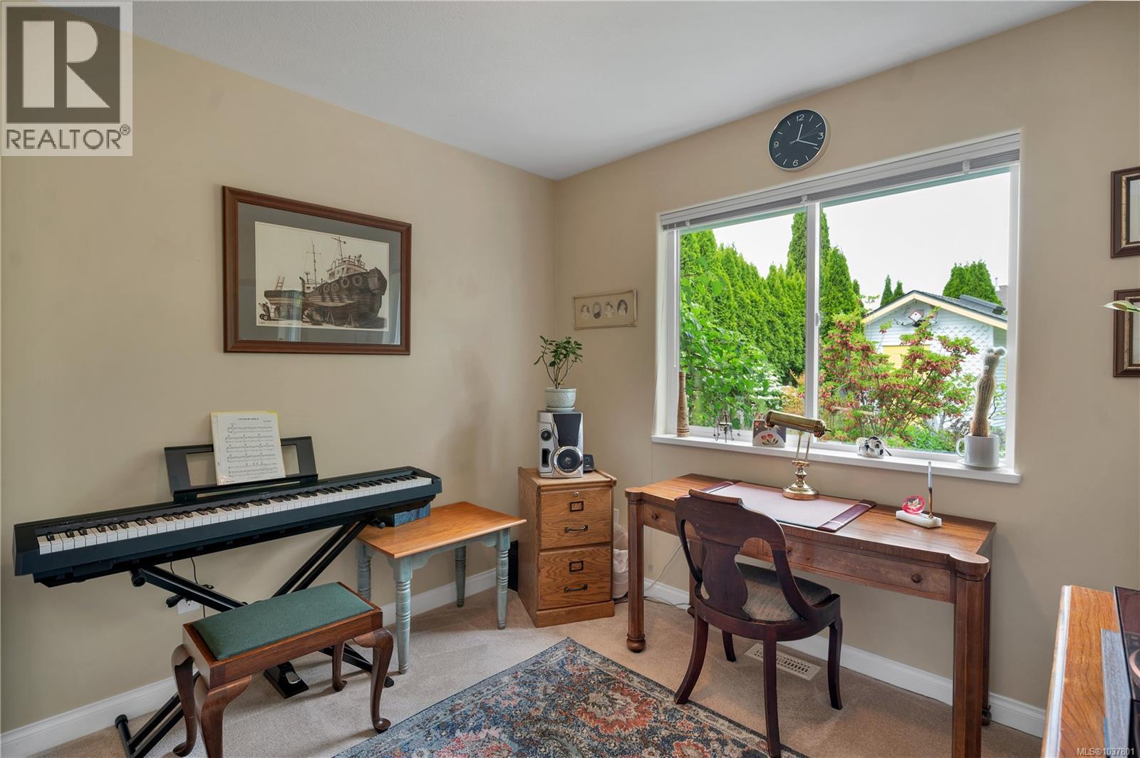 658 Windsor Pl, Campbell River