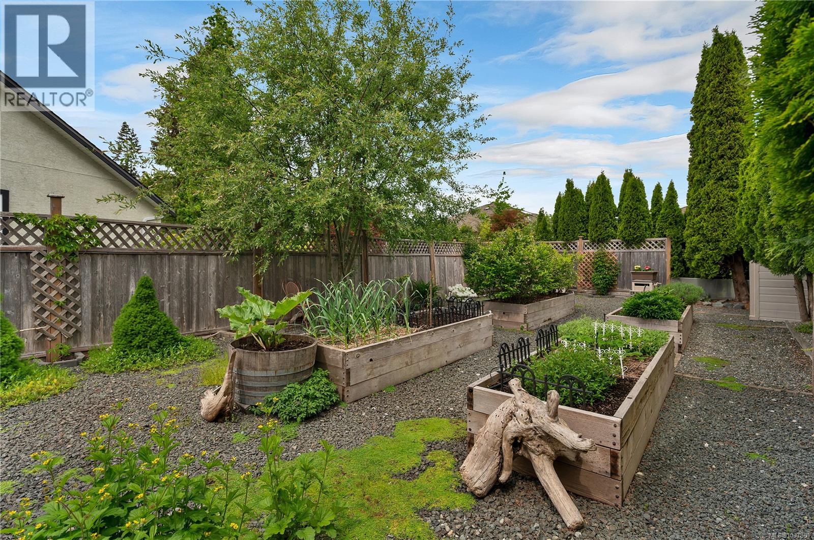 658 Windsor Pl - 43