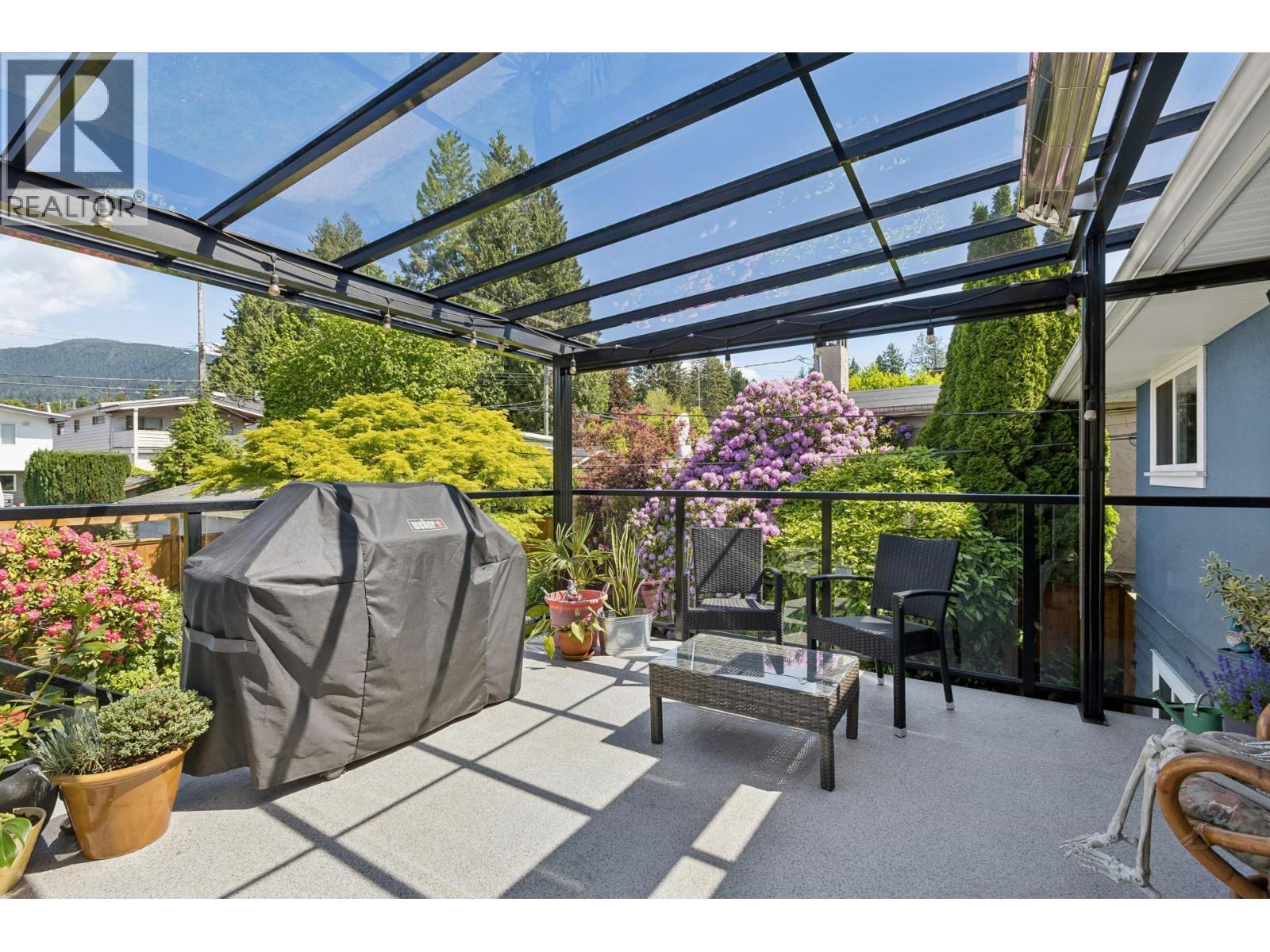 316 W 21ST STREET, North Vancouver