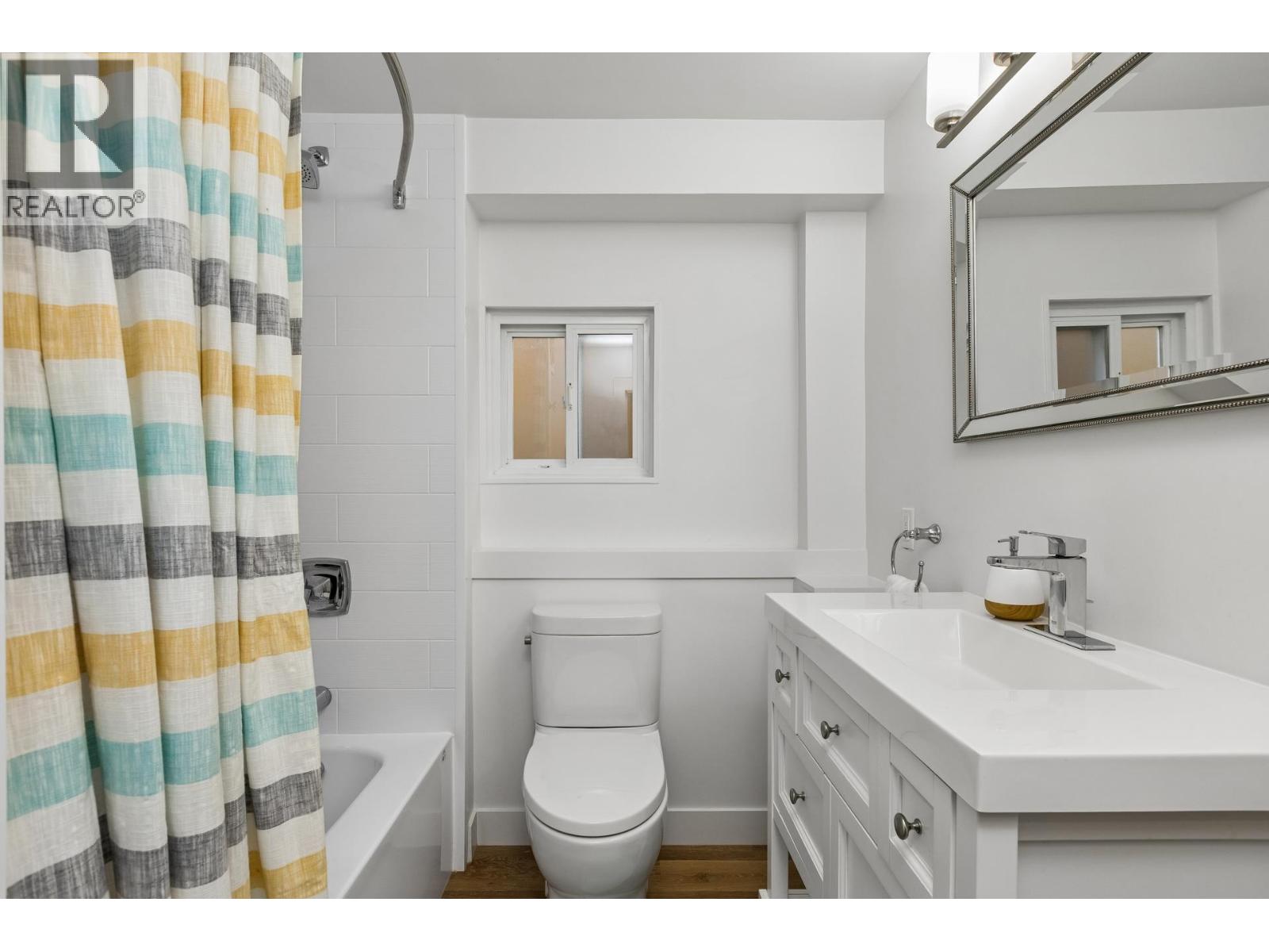 316 W 21ST STREET, North Vancouver