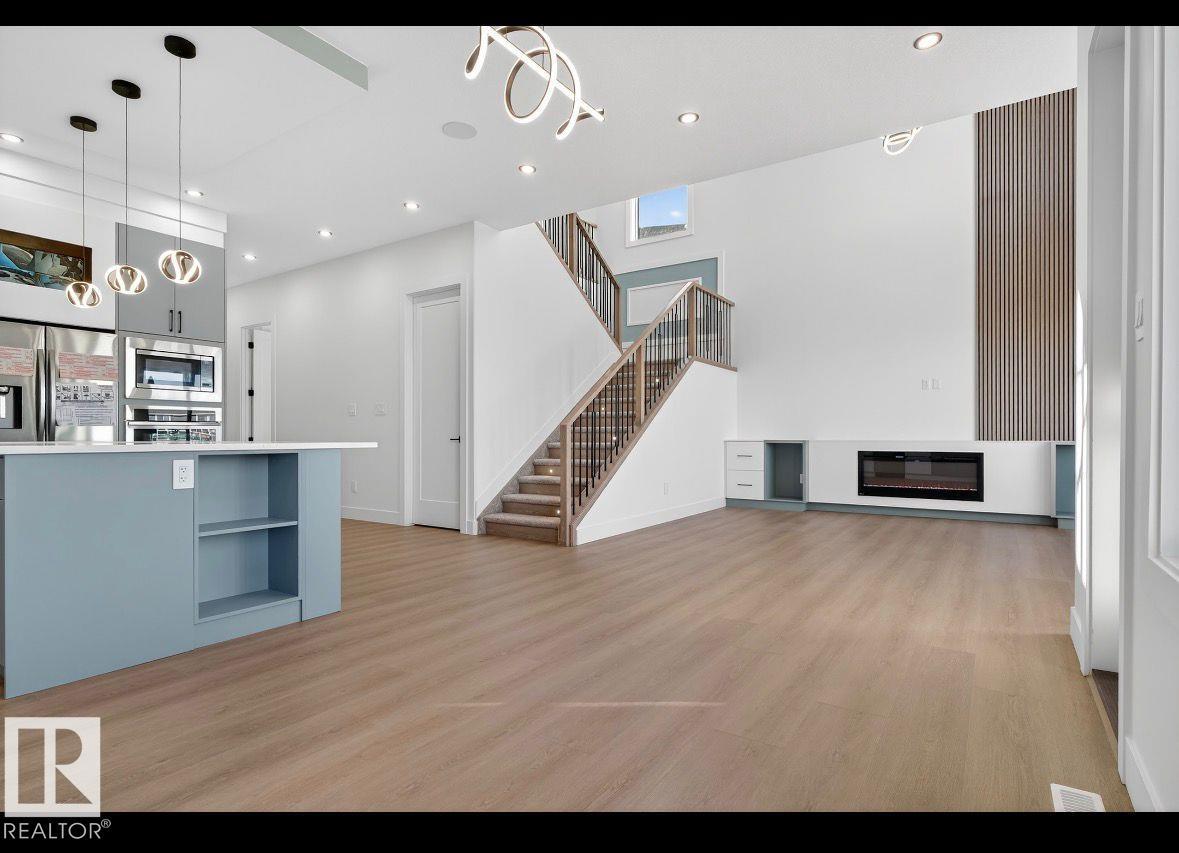 18723 131 ST NW - 9