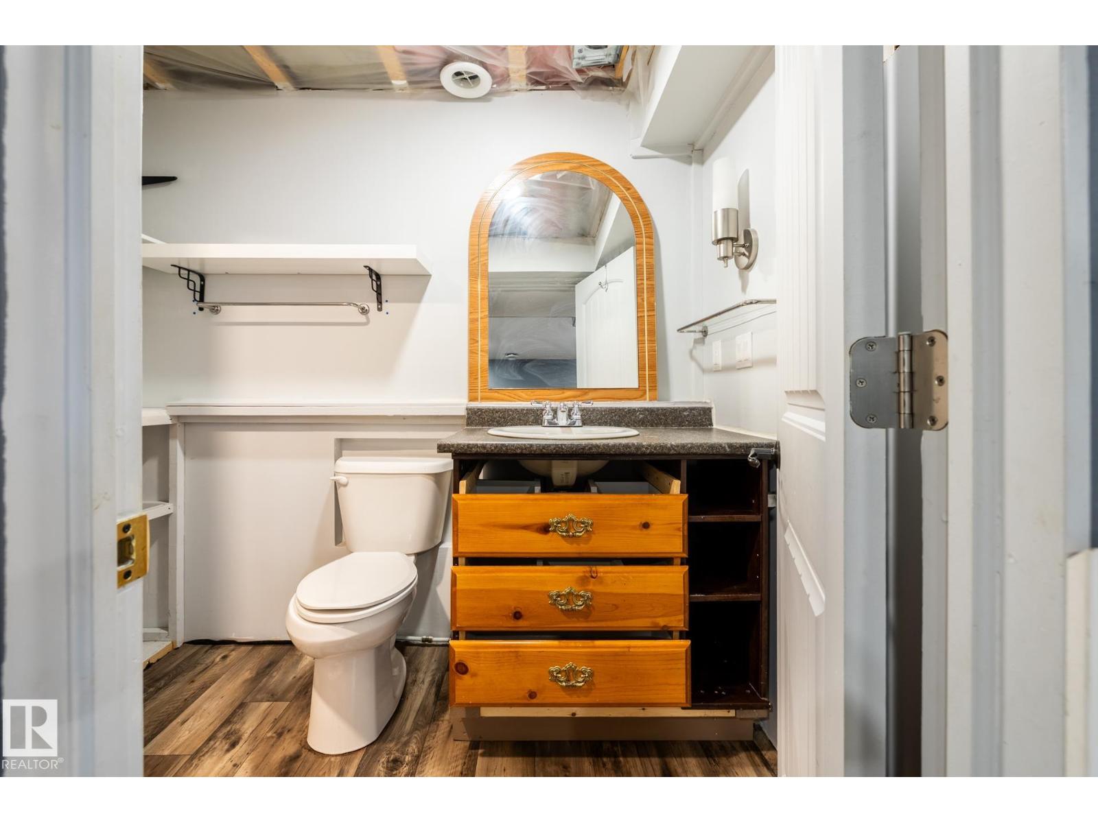11622 11 AV SW - 29