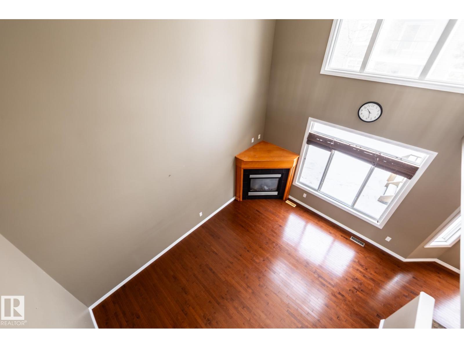 11622 11 AV SW - 6