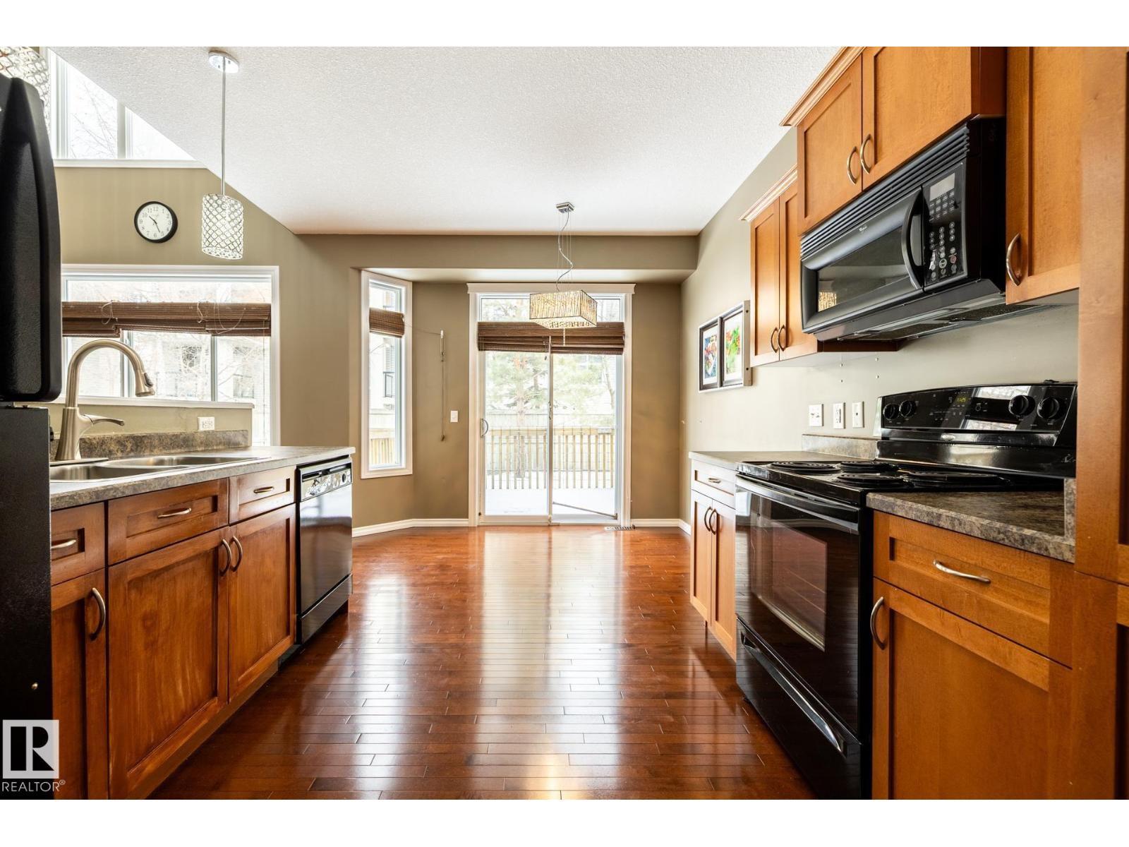 11622 11 AV SW - 7