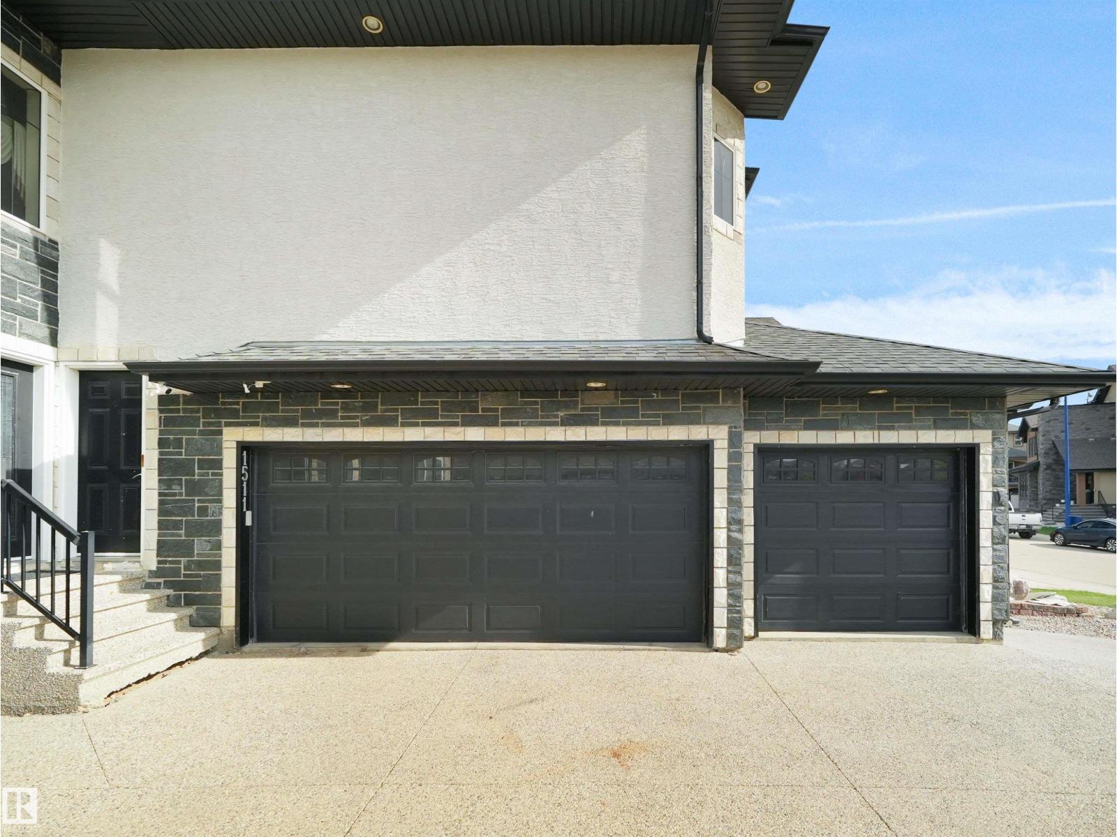 1511 69 ST SW - 55