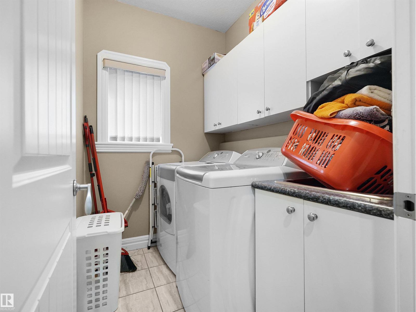 1511 69 ST SW - 68