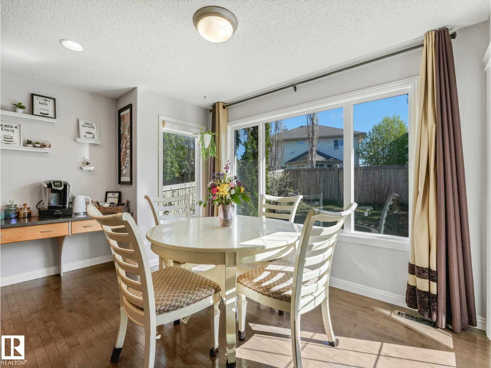 125 ERIN RIDGE DR - 25