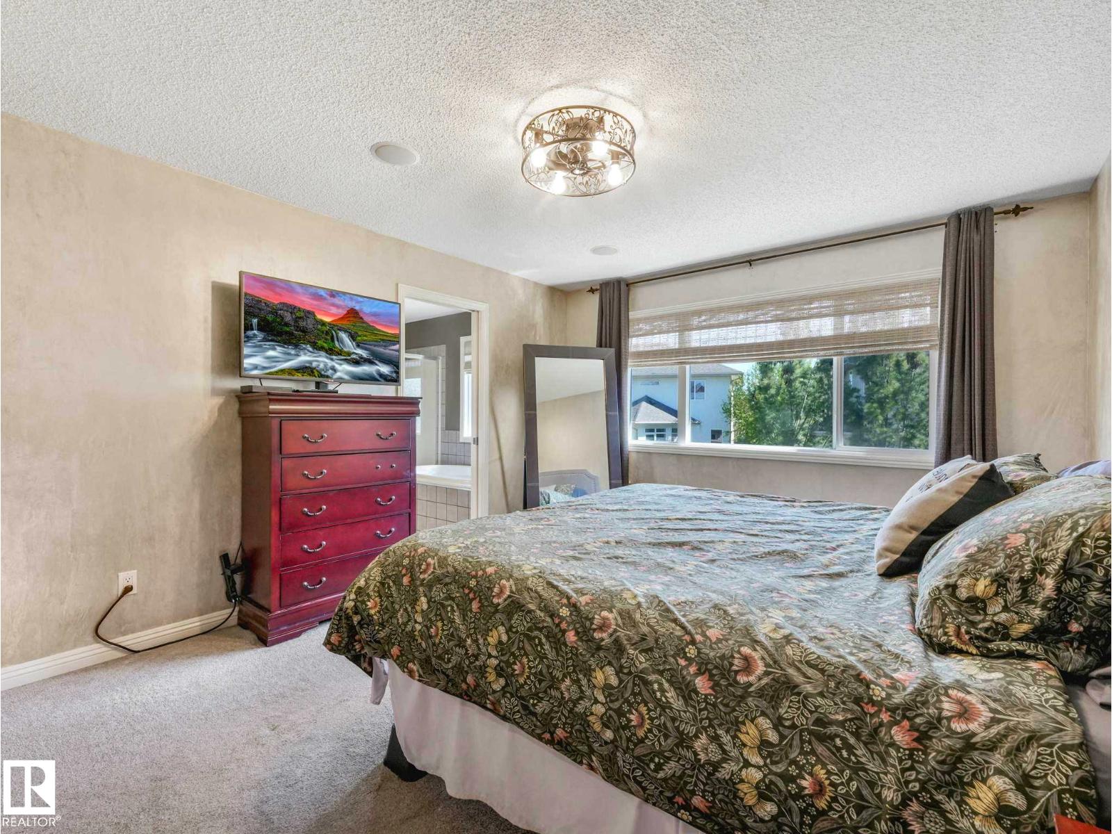 125 ERIN RIDGE DR - 35