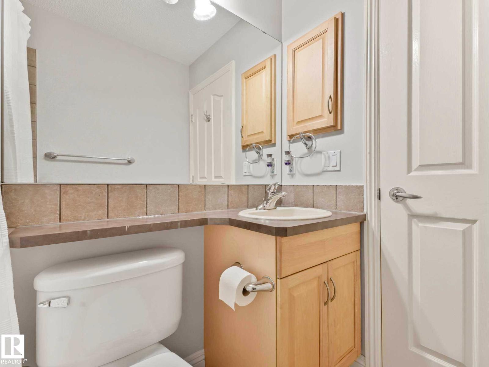 125 ERIN RIDGE DR - 42