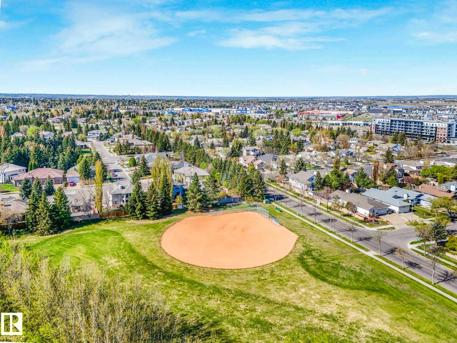 125 ERIN RIDGE DR - 68