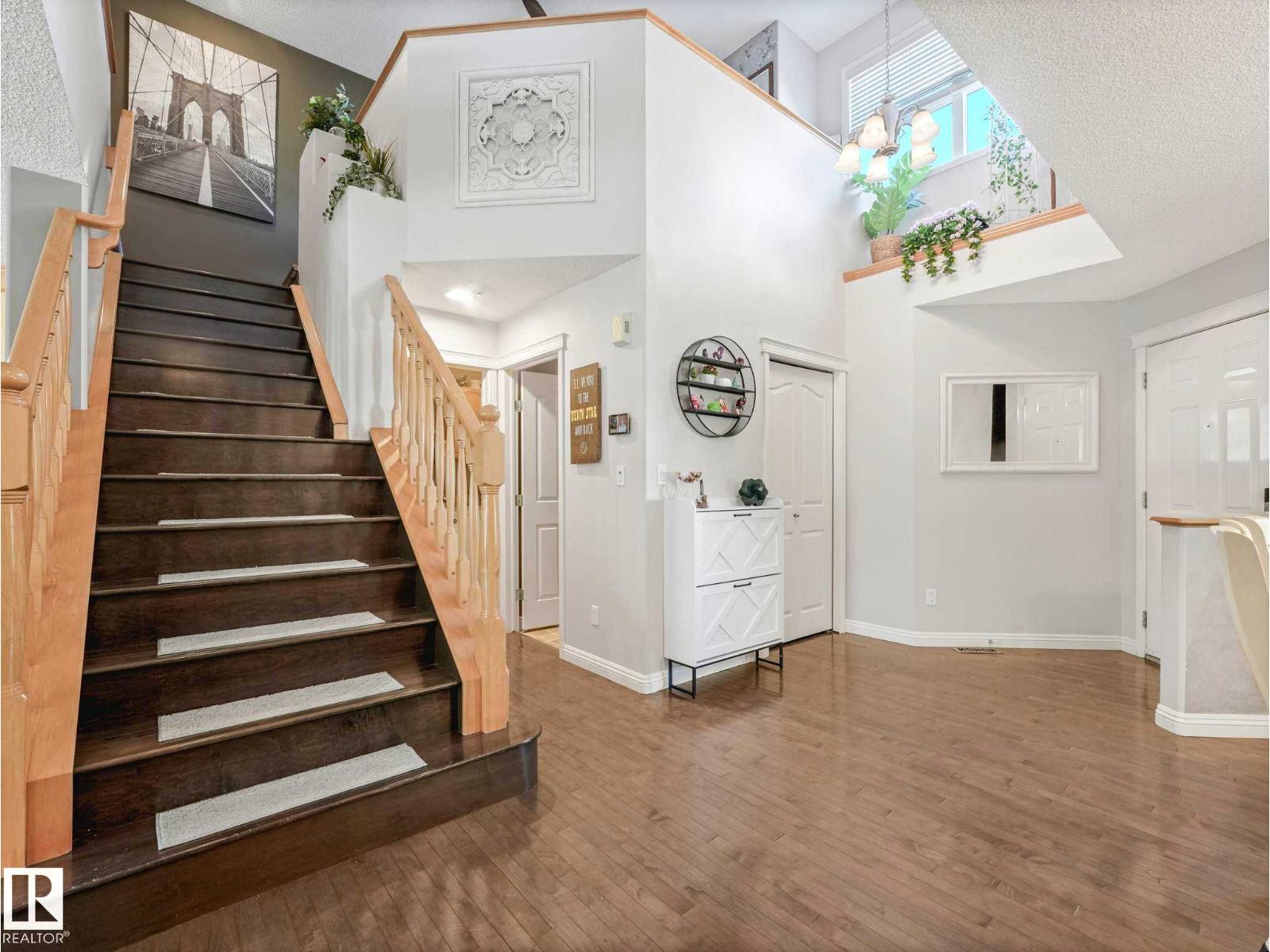 125 ERIN RIDGE DR - 7