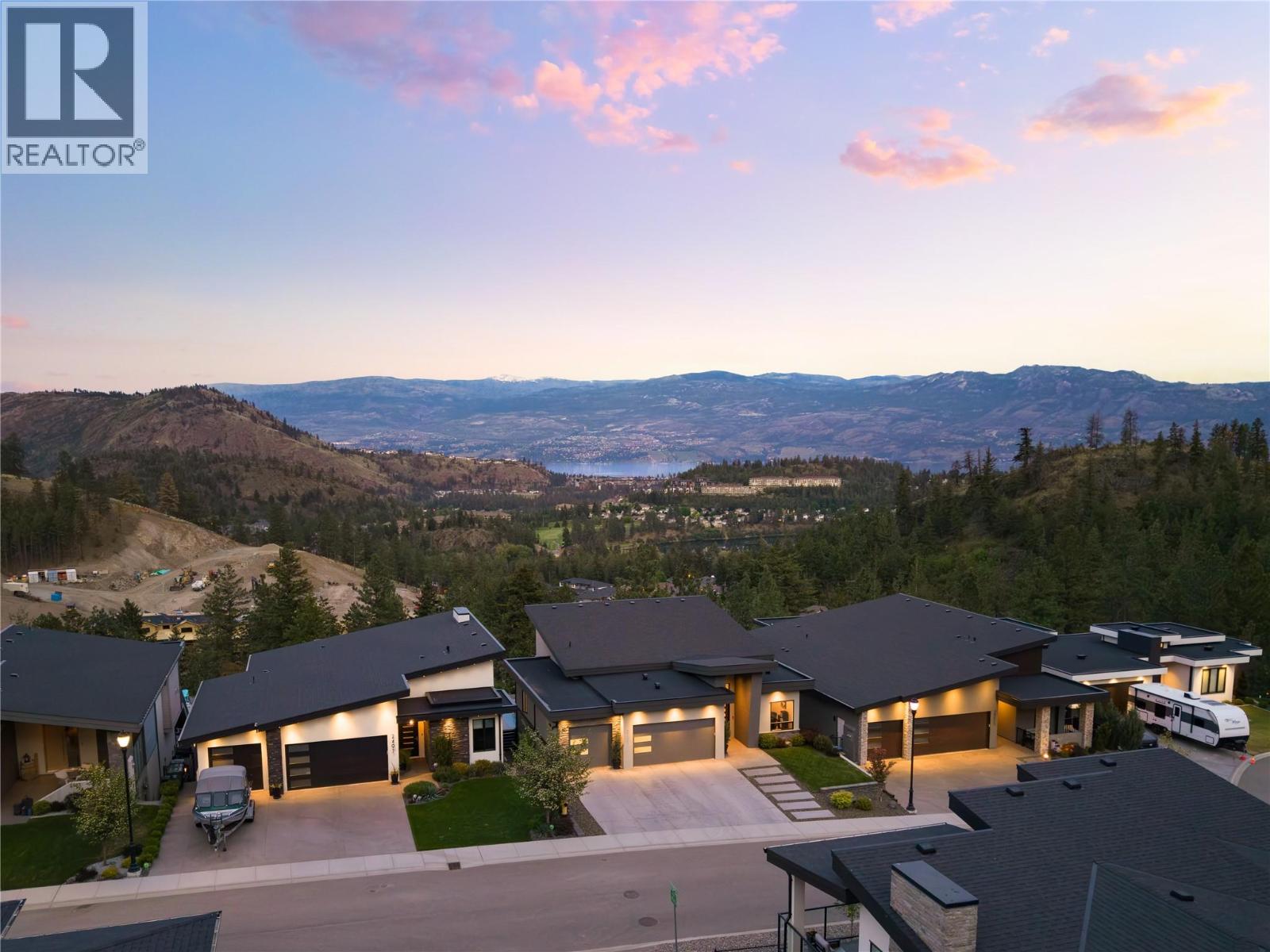 2501 Tallus Heights Drive, West Kelowna