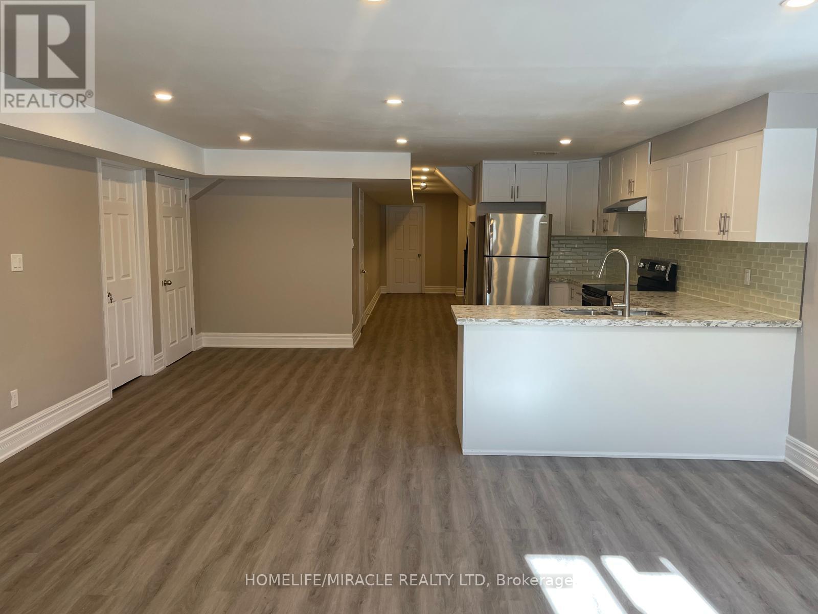 Listing photo of 22 BOONE CRESCENT