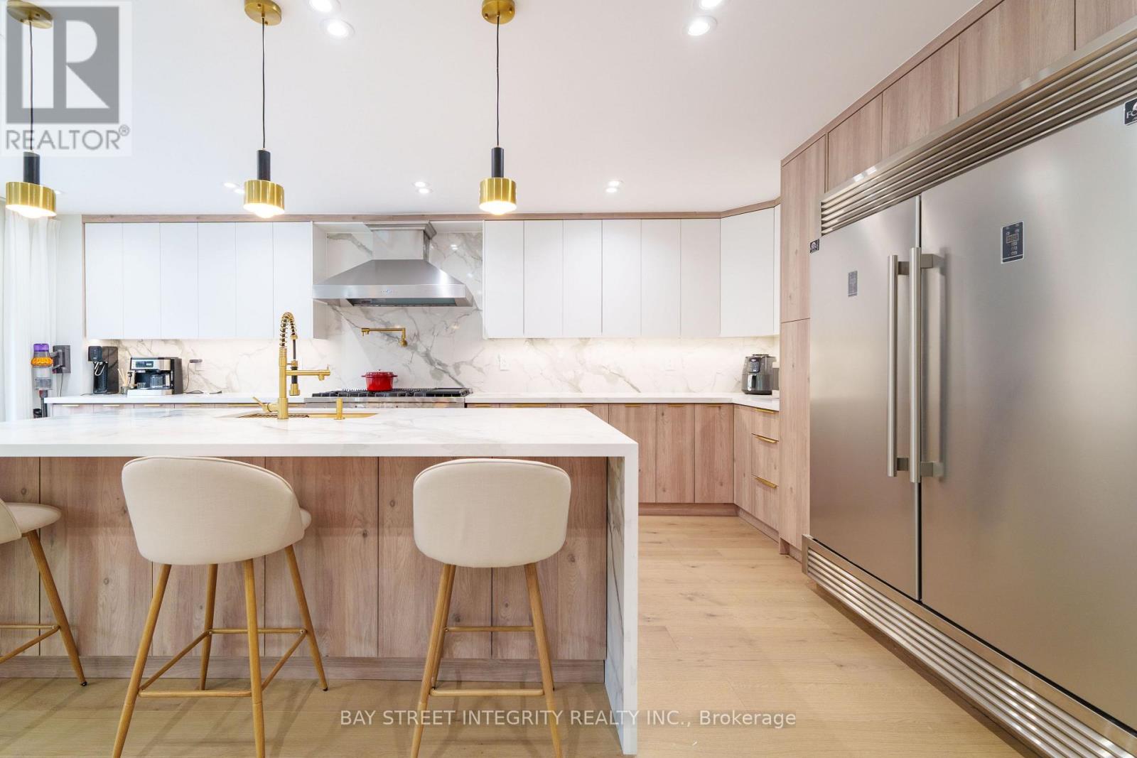 2247 RODICK ROAD - 5